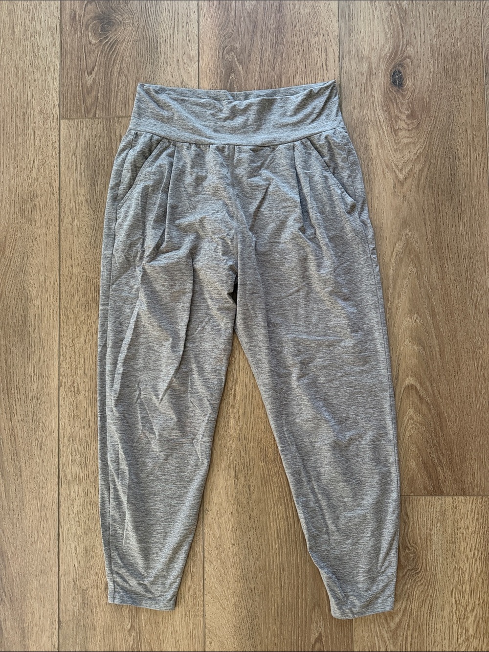 Vuori Heather Gray Womens Lux Harem